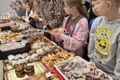 2f152c17-3396-459e-b7c4-a13224f28793