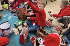 595731067_1290440523121667_7705621917104105208_n